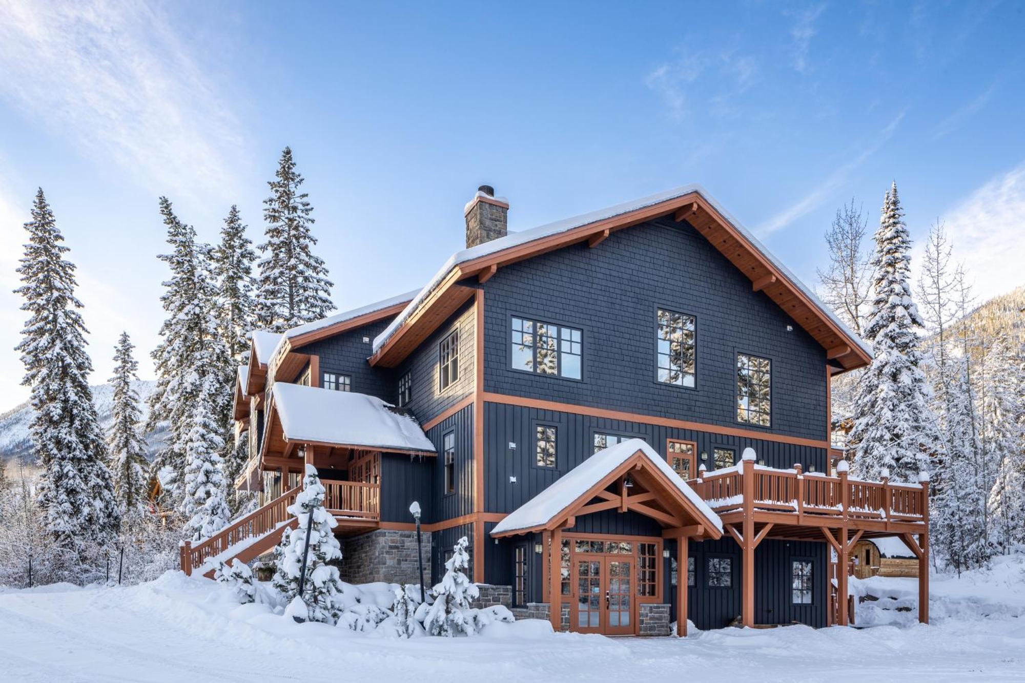 Copper Horse Lodge โกลเดน ภายนอก รูปภาพ